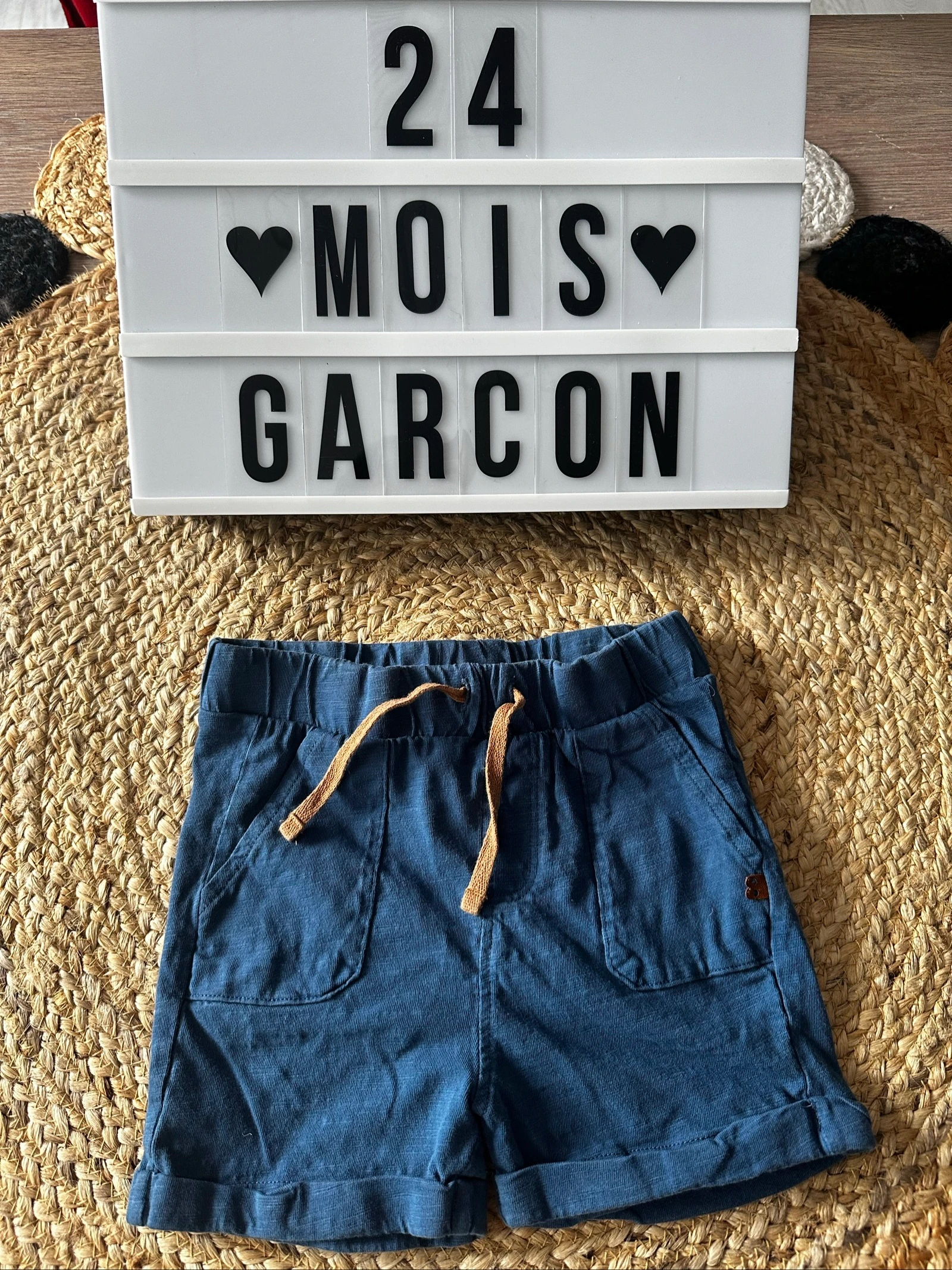 Short 24 mois